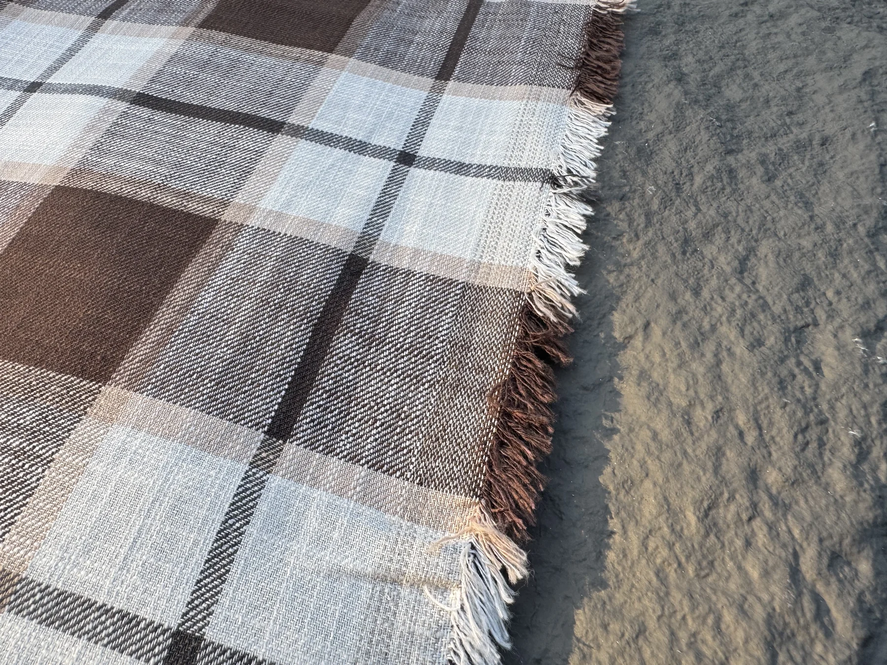 Brown Oversized Check Cotton detail 2